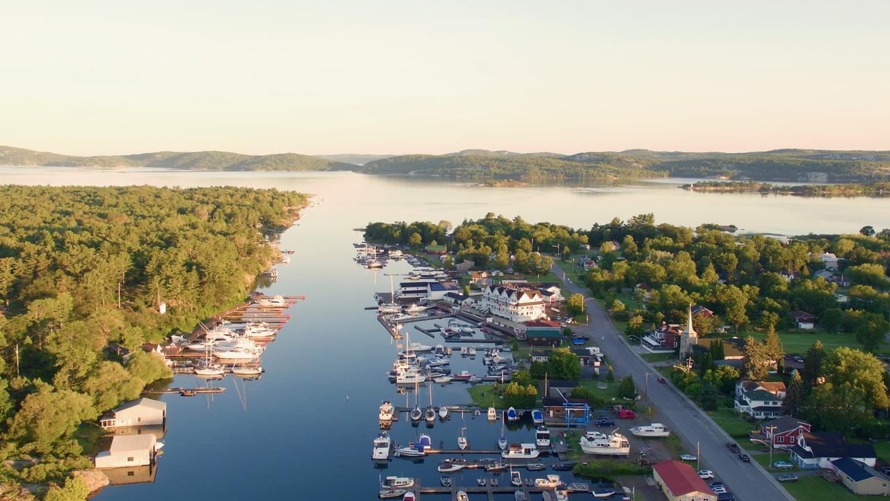 Sportsman'S Inn Resort & Marina Killarney Buitenkant foto